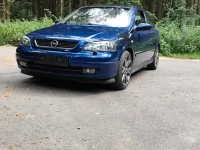 Gebraucht Opel Astra Sport 147 PS (108 kW) 2003 Blau Limousine