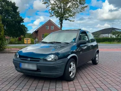 Gebraucht Opel Corsa 60 PS (44 kW) 1995 Grün Kleinwagen