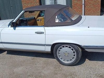 Brugt Mercedes 560 235 HK (172 kW) 1989 Hvid Cabriolet