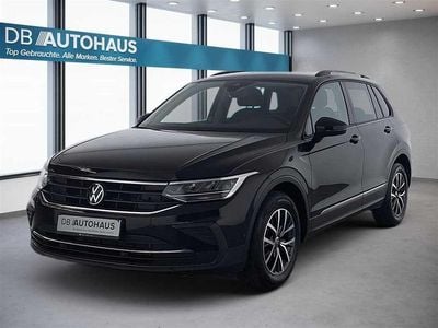 Second-hand VW Tiguan Life 150 CP (110 kW) 2023 Negru SUV