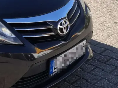 Gebraucht Toyota Avensis Life 124 PS (91 kW) 2013 Kombi