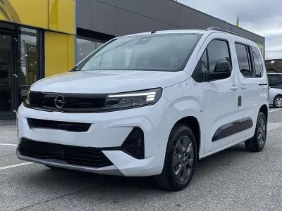 Neu Opel Combo Life Edition 131 PS (96 kW) 2026 Kontrast grau Van / Kleinbus