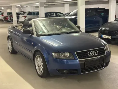Gebraucht Audi A4 Cabriolet 170 PS (125 kW) 2004 Blau Cabrio