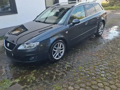 Begagnad Seat Exeo Sport 160 HK (117 kW) 2011 Grå Kombi