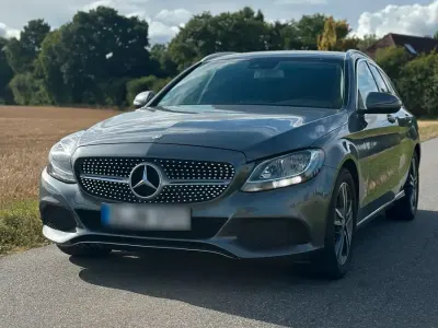 Gebraucht Mercedes C220 Avantgarde 170 PS (125 kW) 2017 Silber Kombi