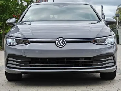 Gebraucht VW Golf VIII United 150 PS (110 kW) 2020 Grau Limousine