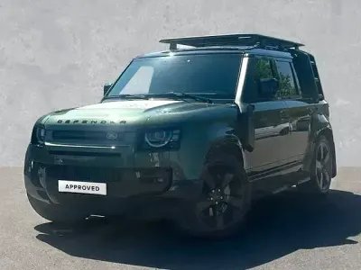 Gebraucht Land Rover Defender HSE Dynamic 349 PS (256 kW) 2026 Woolstone green SUV