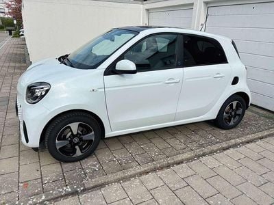 Gebraucht Smart ForFour Electric Drive Passion 60 kW (82 PS) 2021 Weiß Limousine