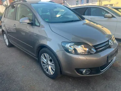 Gebraucht VW Golf VII Life 86 PS (63 kW) 2013 Braun Limousine