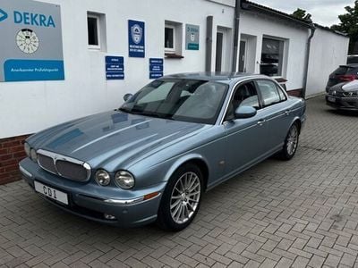 Jaguar XJ6