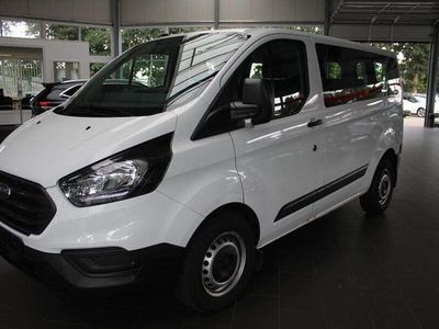 Weiß Gebraucht 2021 Ford Transit Custom Kombi | 24.990 € (Teuer)