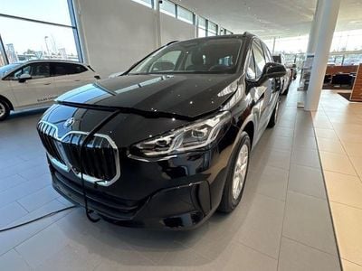 Gebraucht BMW 218 Active Tourer 136 PS (100 kW) 2026 Schwarz Van / Kleinbus