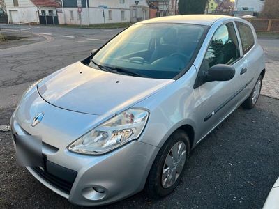 gebraucht Renault Clio 1.2 benziner Tüv 02/25