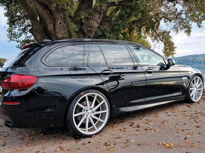 Gebraucht BMW 550 M Sport 381 PS (280 kW) 2015 Schwarz Kombi