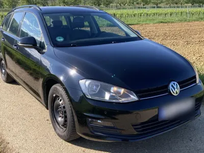 Gebraucht VW Golf VII Comfortline 110 PS (80 kW) 2016 Schwarz Kombi