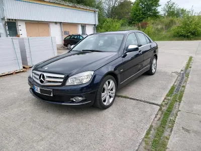 Używany Mercedes C350 Avantgarde 272 KM (200 kW) 2008 Niebieski Sedan/Limuzyna