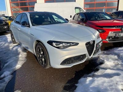 Gebraucht Alfa Romeo Giulia Competizione 209 PS (153 kW) 2023 Silber Limousine
