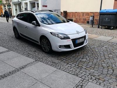 Gebraucht Renault Mégane GrandTour 131 PS (96 kW) 2010 Weiß Kombi