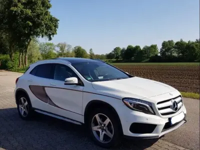 Gebraucht Mercedes GLA220 AMG 170 PS (125 kW) 2015 Weiß SUV
