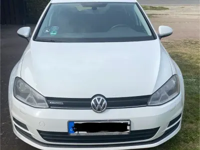 Gebraucht VW Golf VII Trendline 110 PS (80 kW) 2013 Weiß Limousine