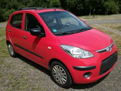 Gebraucht Hyundai i10 69 PS (50 kW) 2010 Rot Kleinwagen