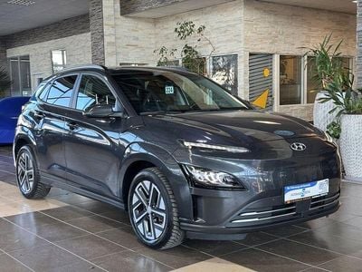 Gebraucht Hyundai Kona Trend 100 kW (136 PS) 2022 Schwarz SUV