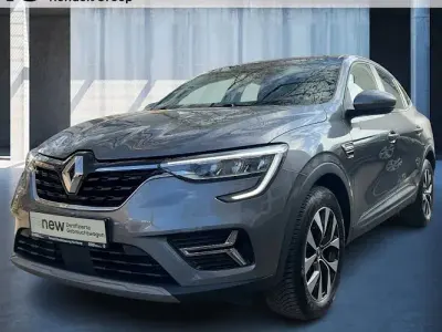 Gebraucht Renault Arkana Equilibre 140 PS (102 kW) 2023 Grau SUV