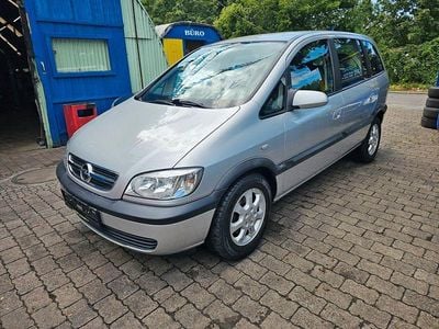 Gebraucht Opel Zafira 97 PS (71 kW) 2003 Starsilber/silver iii Van / Kleinbus