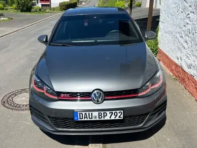 Gebraucht VW Golf VII GTI 245 PS (180 kW) 2018 Grau Coupé