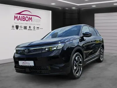Gebraucht Opel Grandland X 136 PS (100 kW) 2026 Lackierung schwarz perla nera/ SUV