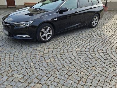 Usado Opel Insignia 170 HP (125 kW) 2018 Preto Carrinha