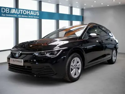 Gebraucht VW Golf VIII Life 150 PS (110 kW) 2024 Schwarz Kombi