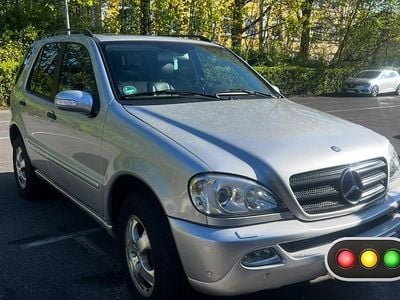 Usata Mercedes ML270 163 CV (119 kW) 2024 Argento SUV