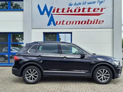 Gebraucht VW Tiguan Comfortline 150 PS (110 kW) 2019 Deep black perleffekt SUV