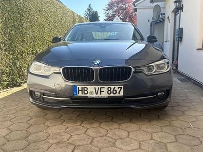 Usata BMW 320 Sport Line 190 CV (139 kW) 2017 Grigio Berlina