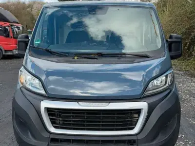 Gebraucht Peugeot Boxer 120 PS (88 kW) 2021 Grau Van
