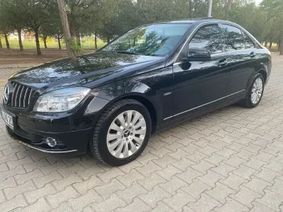 Gebraucht Mercedes C220 Elegance 170 PS (125 kW) 2008 Schwarz Limousine