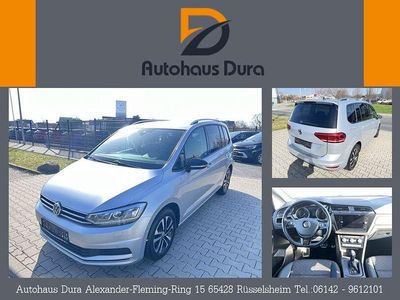 Gebraucht VW Touran IQ Drive 150 PS (110 kW) 2019 Reflexsilber metallic Van / Kleinbus