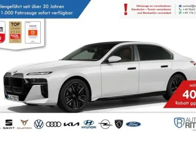 Gebraucht BMW 740 M Sport 299 PS (219 kW) 2025 Weiß Limousine