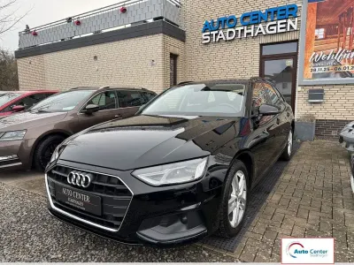 Gebraucht Audi A4 Sport 163 PS (119 kW) 2022 Schwarz Kombi