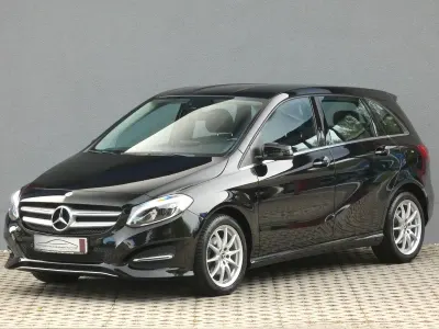 Gebraucht Mercedes B200 Business 136 PS (100 kW) 2018 Schwarz Van / Kleinbus