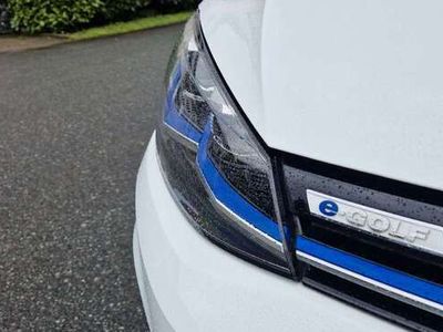 gebraucht VW e-Golf Golf VII Lim.1 Hand nur 47982 km LED