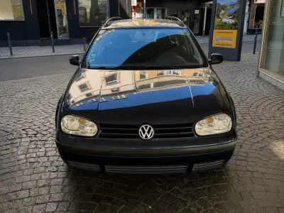 Gebraucht VW Golf IV 115 PS (84 kW) 2000 Blau Kombi