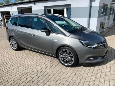 Gebraucht Opel Zafira Innovation 170 PS (125 kW) 2016 Grau Van / Kleinbus