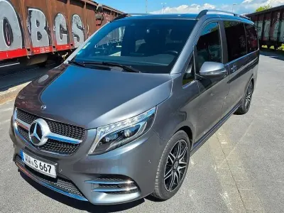 Gebraucht Mercedes V300 AMG 239 PS (175 kW) 2019 Grau Van / Kleinbus