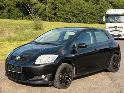 Gebraucht Toyota Auris 124 PS (91 kW) 2008 Schwarz Kleinwagen