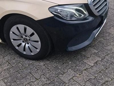 Gebraucht Mercedes E200 150 PS (110 kW) 2020 Beige Limousine