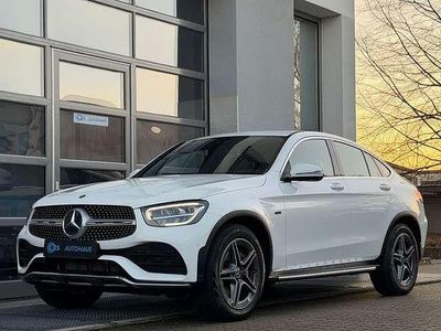 Gebraucht Mercedes GLC300e AMG 320 PS (235 kW) 2021 Weiß Coupé