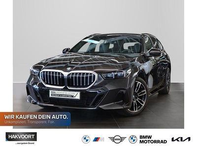 Gebraucht BMW 520 Comfort Edition 197 PS (144 kW) 2024 Sophistograu brillanteffekt metallic Kombi