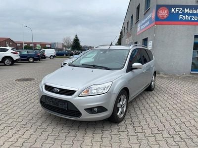 Gebraucht Ford Focus 105 PS (77 kW) 2010 Silber Kombi